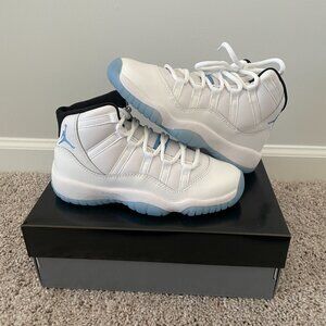 Air Jordan 11 Retro "Legend Blue" Size 4Y